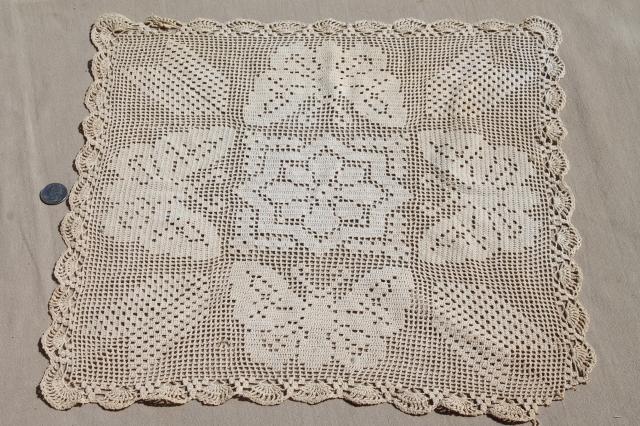 photo of lot vintage lace table linens, doilies & tray cloths, crochet centerpieces #12