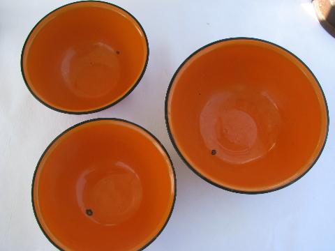 photo of lot vintage orange enamelware kitchen bowls, country primitive fall harvest #2