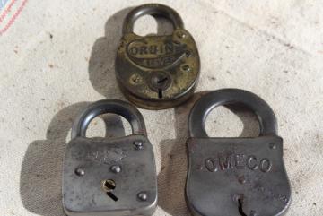 catalog photo of lot vintage padlocks, Omeco, Reese, Corbin six lever locks without keys