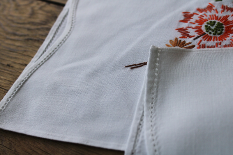 photo of lot vintage poly blend pillowcases w/ embroidery or crochet lace edgings, boho cottage bedding  #7
