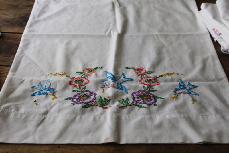 photo of lot vintage poly blend pillowcases w/ embroidery or crochet lace edgings, boho cottage bedding  #12