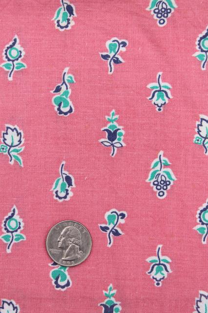 photo of lot vintage print cotton feed sack fabric, assorted scrap pieces for sewing / quilting #8