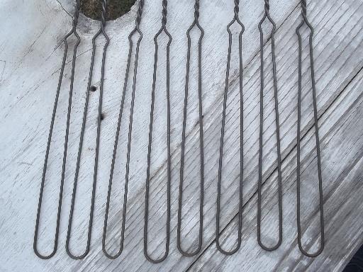 photo of lot vintage wire hot dog or marshmallow cookers, long forks for campfire or fireplace #3