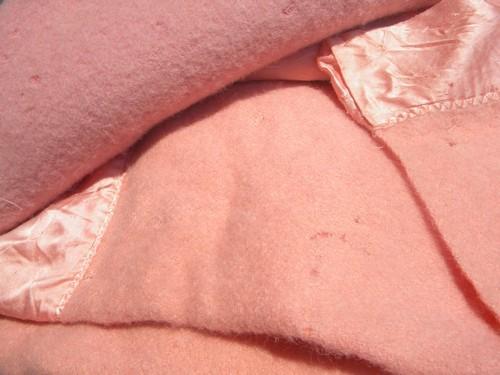 photo of lot vintage wool blankets, coral and pink, felted cutting fabric for rugs or crafts? #5