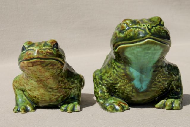 photo of lucky ceramic garden toads, large warty toad figurines, retro 70s vintage #4