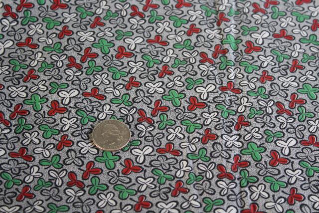 photo of lucky hidden four leaf clover shamrock print cotton fabric, 30s 40s vintage #1