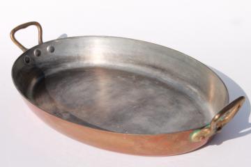 catalog photo of made in France huge heavy copper oval baking dish, saute pan or gratin paella