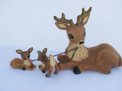 photo of mama & baby reindeer, vintage Japan china figurines w/ chain collar #2