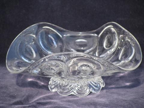 photo of manhattan pattern vintage pressed glass bowl, ruffled shape #1