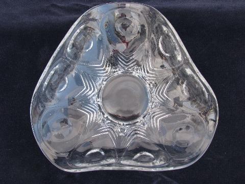 photo of manhattan pattern vintage pressed glass bowl, ruffled shape #2