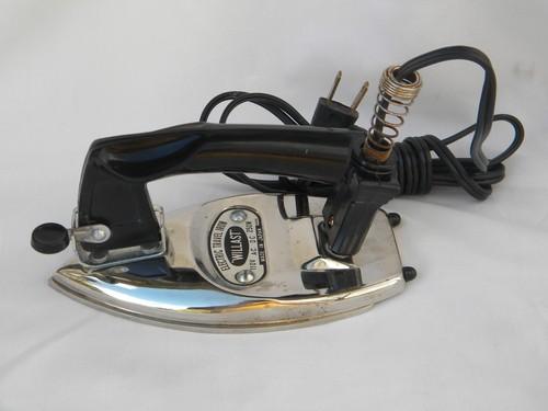 photo of mid century Willast deco chrome electric folding travel iron vintage Japan #1