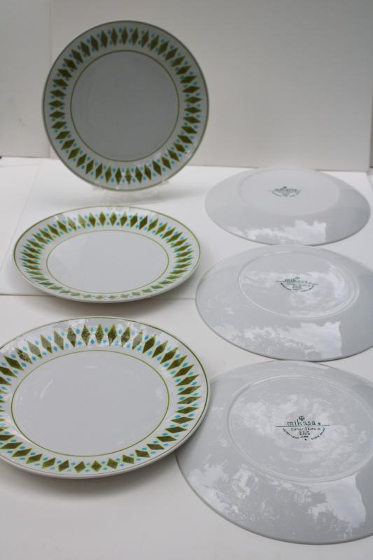 photo of mid century mod vintage Gem lime green geometric pattern plates, Mikasa Cera-Stone #7