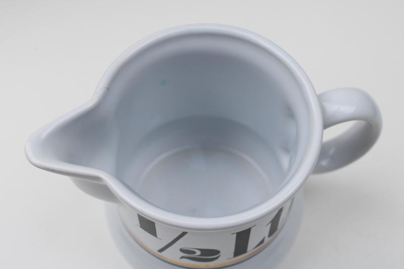 photo of mid-century mod vintage Waechtersbach ceramic pitcher marked 1/2 LTR half liter size #2