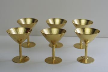 catalog photo of mid-century mod vintage cocktail glasses, hollywood regency gold tone hammered metal 