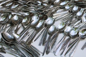 mid century modern stainless flatware, mismatched silverware huge lot of 200 spoons, tons of retro patterns 