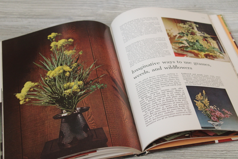 photo of mid century modern vintage Better Homes & Gardens flower arranging, ikebana, mod & formal arrangements #6