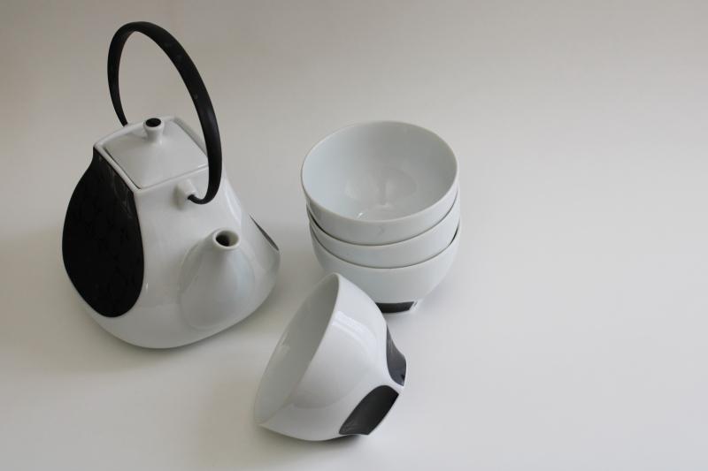 photo of mid century modern vintage Noritake china tea pot and handleless cups mod dots black & white #4