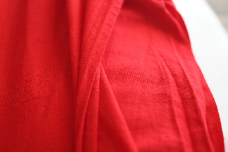 photo of mid century vintage 36 inch wide cotton quilting fabric 9-5 yards classic red solid #2