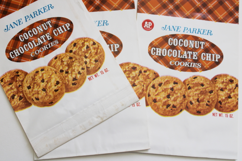 photo of mid-century vintage A&P advertising, Jane Parker chocolate chip cookies paper bags #2