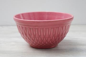 catalog photo of mid century vintage USA pottery, rose pink color ceramic mixing bowl for retro kitchen