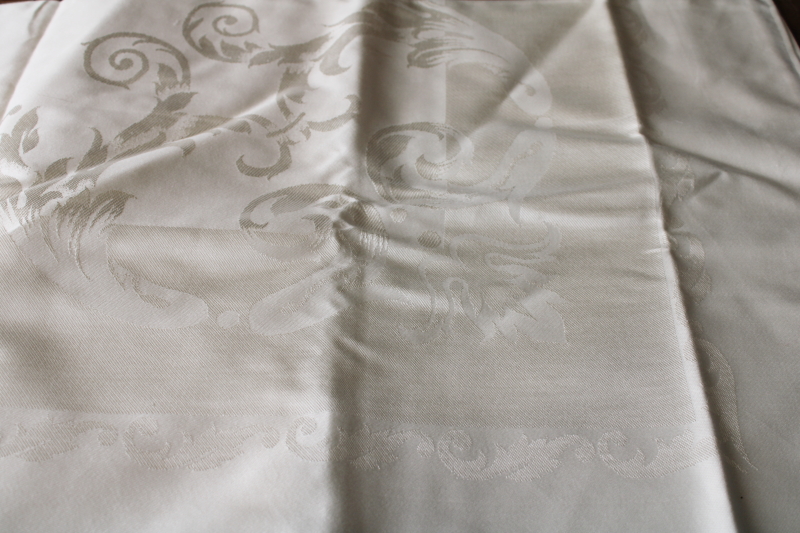 photo of mid-century vintage cotton rayon damask tablecloth w/ original label, made in Japan #2