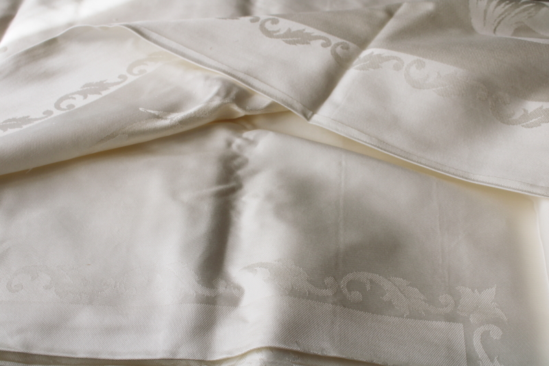 photo of mid-century vintage cotton rayon damask tablecloth w/ original label, made in Japan #3