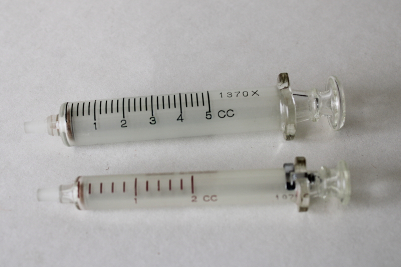 photo of mid century vintage glass syringes 5 ml & 2 ml Creasy Syringe Co Monroe Wisconsin  #1
