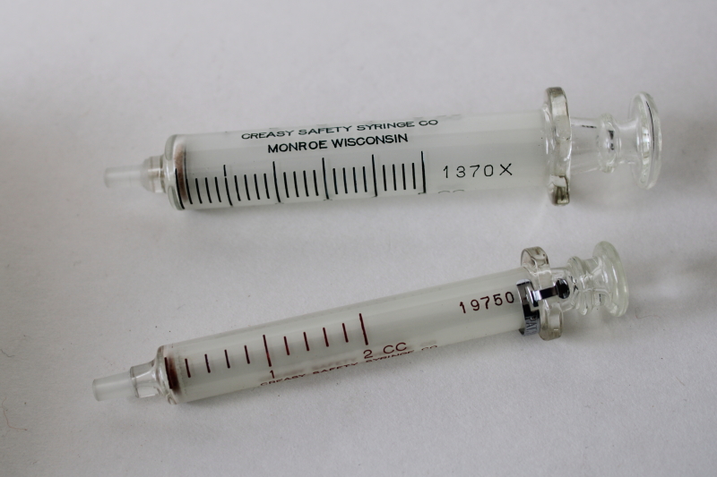 photo of mid century vintage glass syringes 5 ml & 2 ml Creasy Syringe Co Monroe Wisconsin  #2