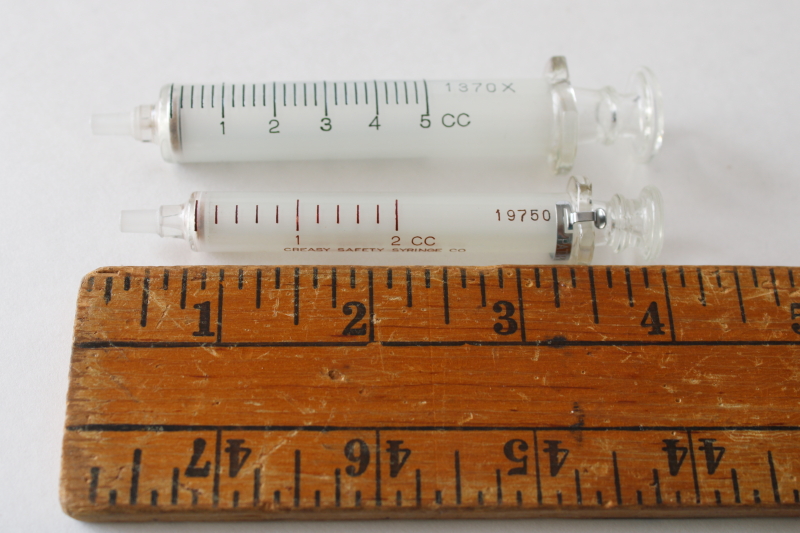 photo of mid century vintage glass syringes 5 ml & 2 ml Creasy Syringe Co Monroe Wisconsin  #5