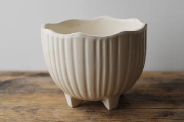 catalog photo of mid-century vintage ivory white McCoy pottery planter pot, MCP mark