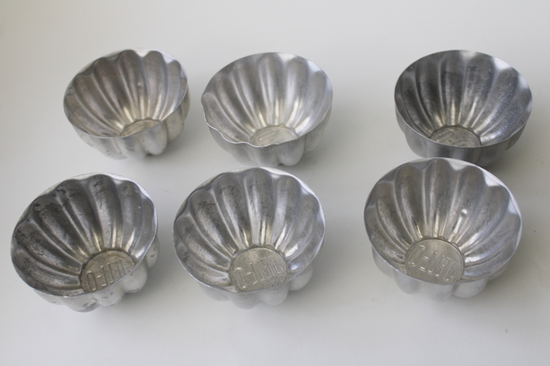 photo of mid-century vintage jello molds, individual fluted shape metal Jell-O mold set  #2