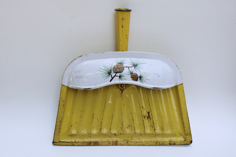 photo of mid century vintage metal dust pan, yellow w/ pinecones print dustpan JV Reed?  #1