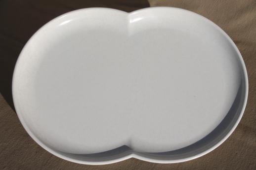 photo of mid-century mod vintage Branchell melmac double bubble serving bowl & platters in white #7