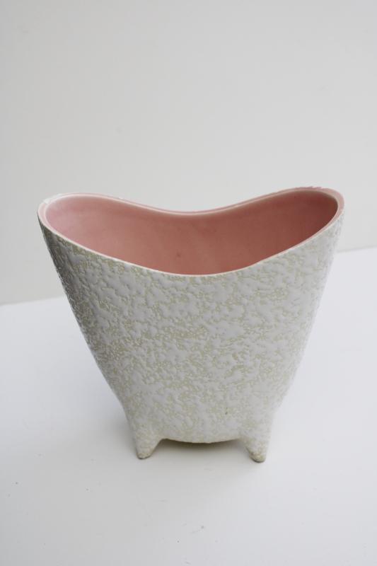 photo of mid-century mod vintage Haeger pottery vase, pink / textured white glaze ceramic #7