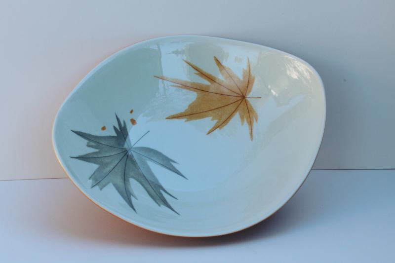 photo of mid-century mod vintage Harvest Time fall leaves bowl Ben Seibel Iroquois Informal #3