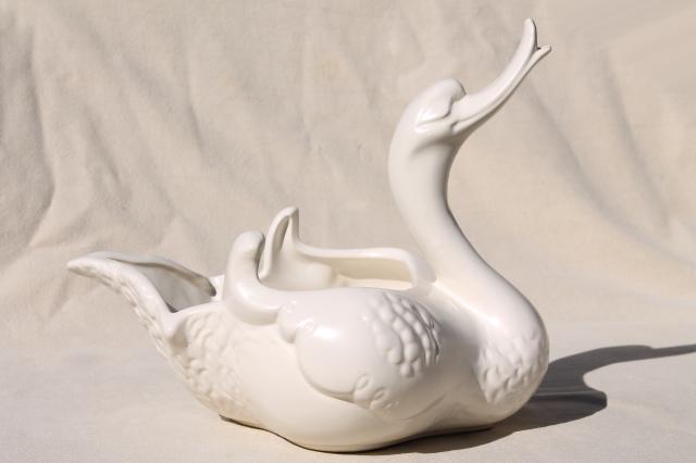 photo of mid-century mod vintage Hull pottery matte white swans, coy duck faced swan family! #6