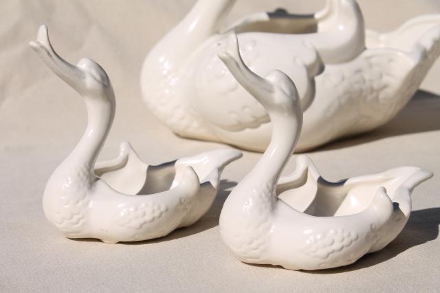 photo of mid-century mod vintage Hull pottery matte white swans, coy duck faced swan family! #10