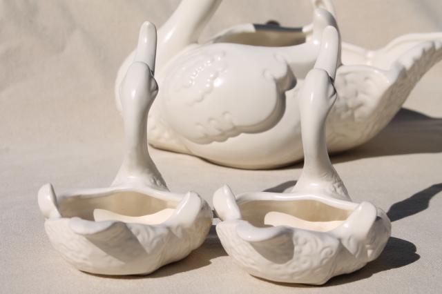 photo of mid-century mod vintage Hull pottery matte white swans, coy duck faced swan family! #12