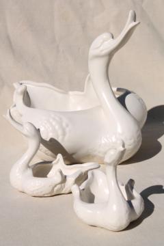 catalog photo of mid-century mod vintage Hull pottery matte white swans, coy duck faced swan family!