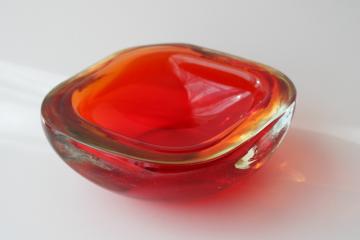 catalog photo of mid-century mod vintage Murano glass, big heavy art glass bowl or ashtray