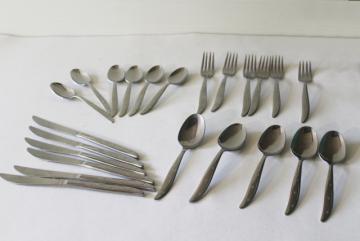 catalog photo of mid-century mod vintage stainless steel silverware, starburst wavy shape flatware