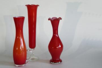 catalog photo of mid-century modern vintage art glass vases, tomato red orange color cased glass collection