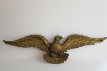 mid-century vintage Americana cast metal bald eagle wall plaque hanging