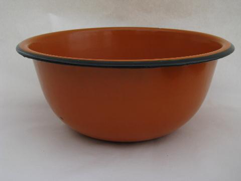 photo of mid-century vintage enamel kitchen utility mixing bowl, mod orange color #1