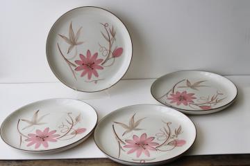 catalog photo of mid-century vintage pottery dinnerware, Winfield Ware passion flower dinner plates