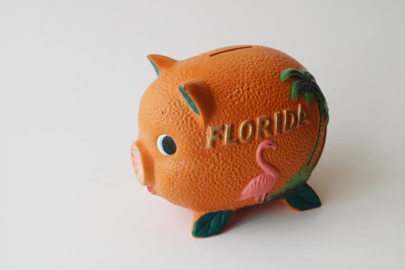 photo of mid-century vintage vacation souvenir piggy bank, Florida orange pig w/ pink flamingo #1