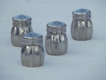 catalog photo of miniature pewter salt & pepper shakers, individual vintage S&P sets