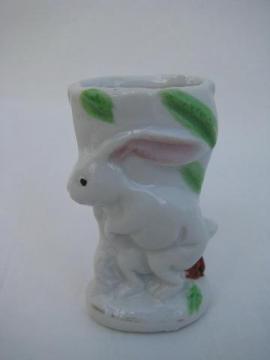 catalog photo of miniature vintage made in Japan china figural vase, tiny bunny