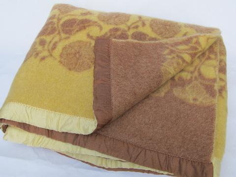 photo of mint condition vintage reversible pure wool blanket gold/brown pattern #5