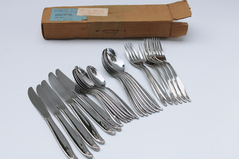 photo of mint in box mod vintage set Wm Rogers stainless flatware Bermuda pattern service for 6 #7